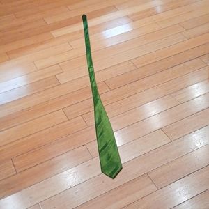 Tie. Green